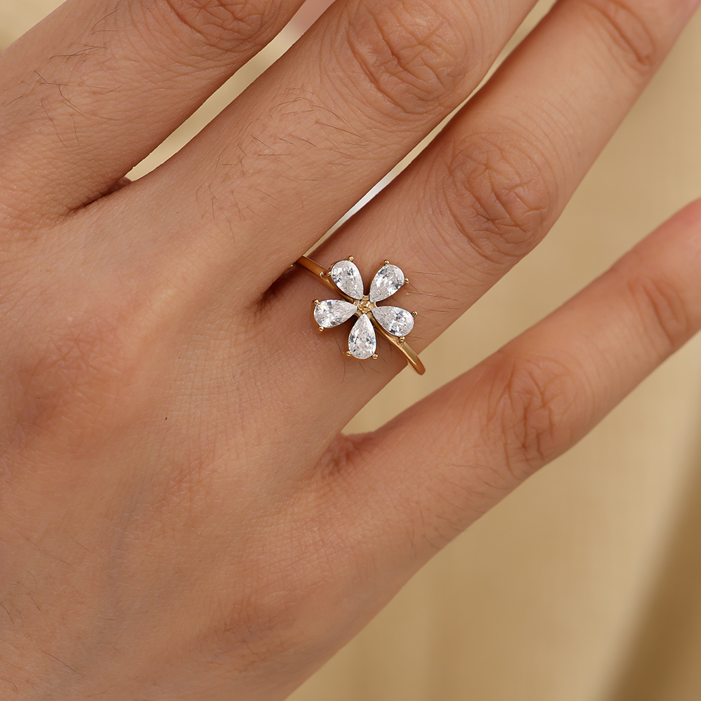 Diamond Flower stainless steel ring   