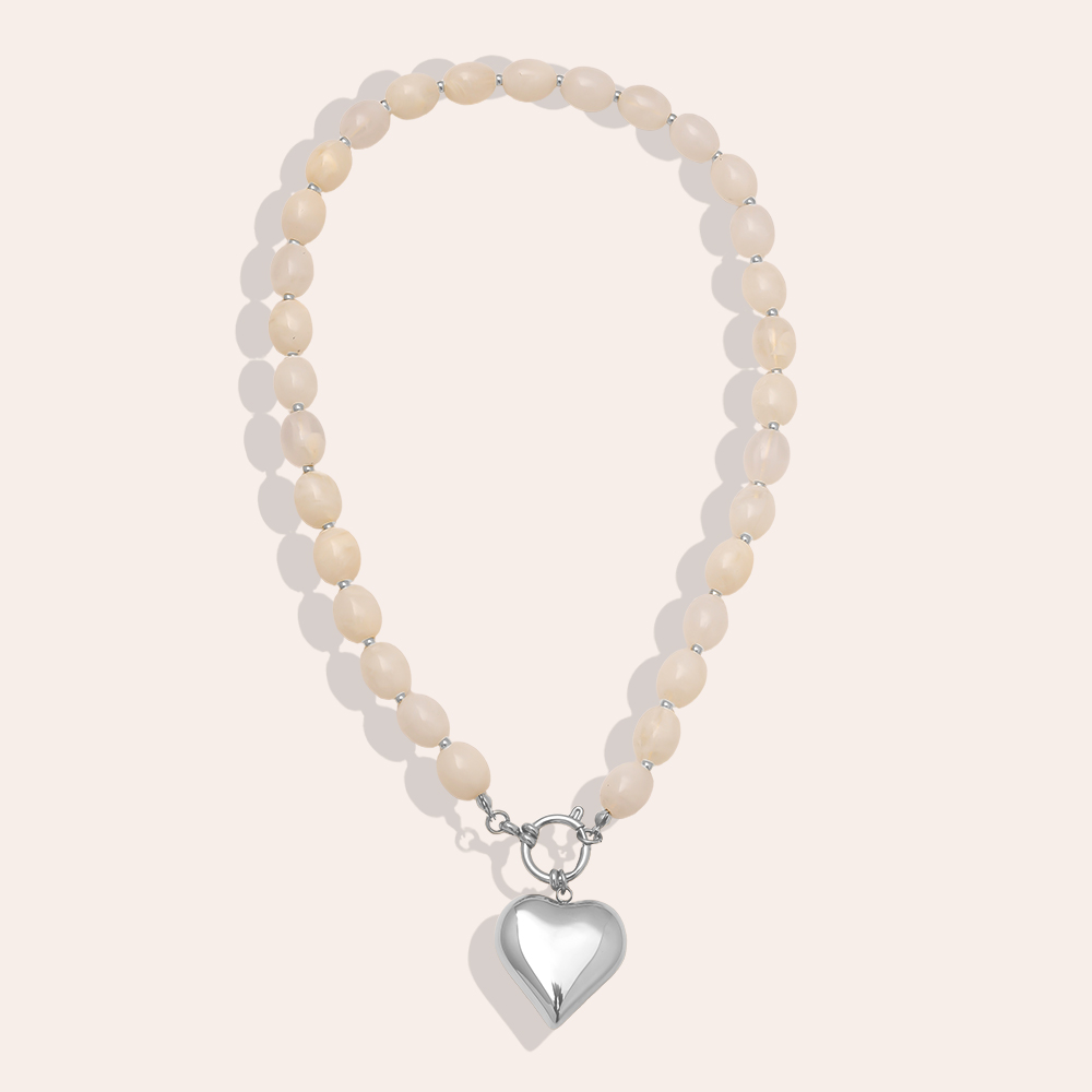 48cm Heart In Acrylic Pearl Stainless Steel Necklace    