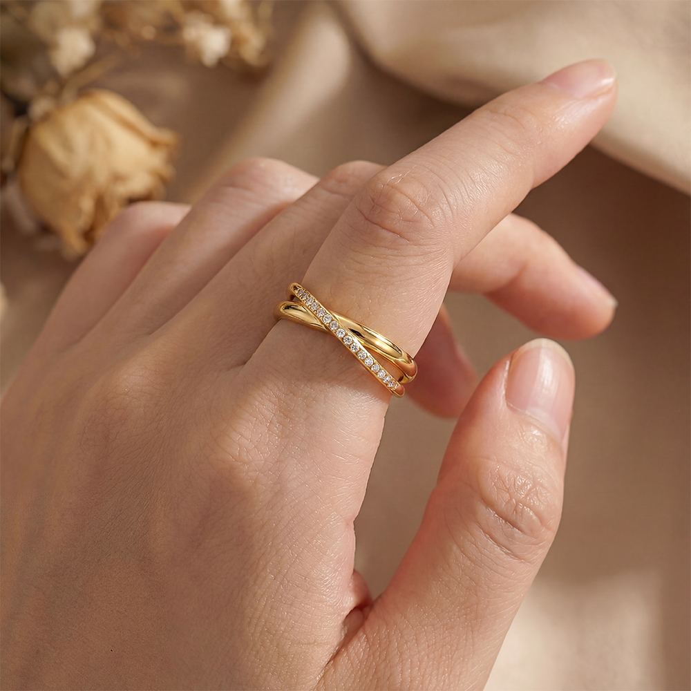 Crossed zirconia stainless steel ring    