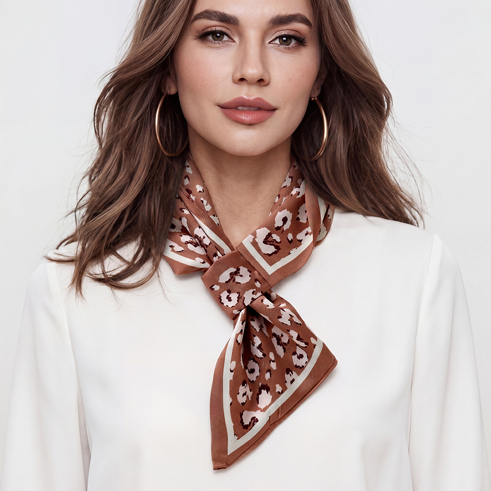 76cm leopard-print scarf 