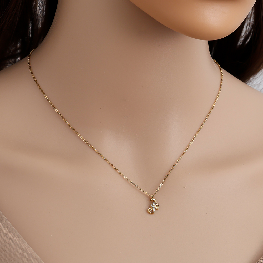 40cm Diamond Sea Horse stainless steel necklace    