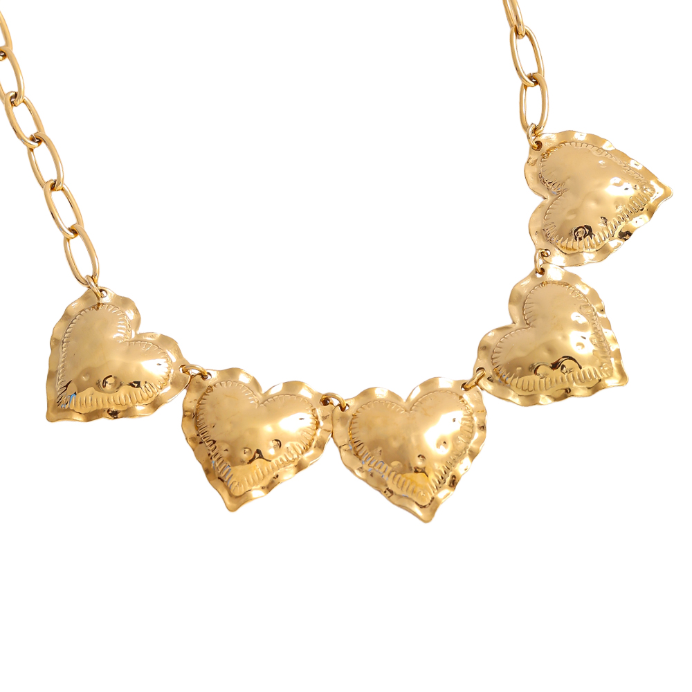 39cm statement heart stainless steel necklace