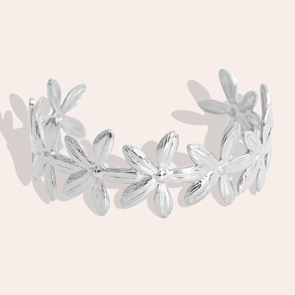 Adjustable many flowers stainless steel bangle     