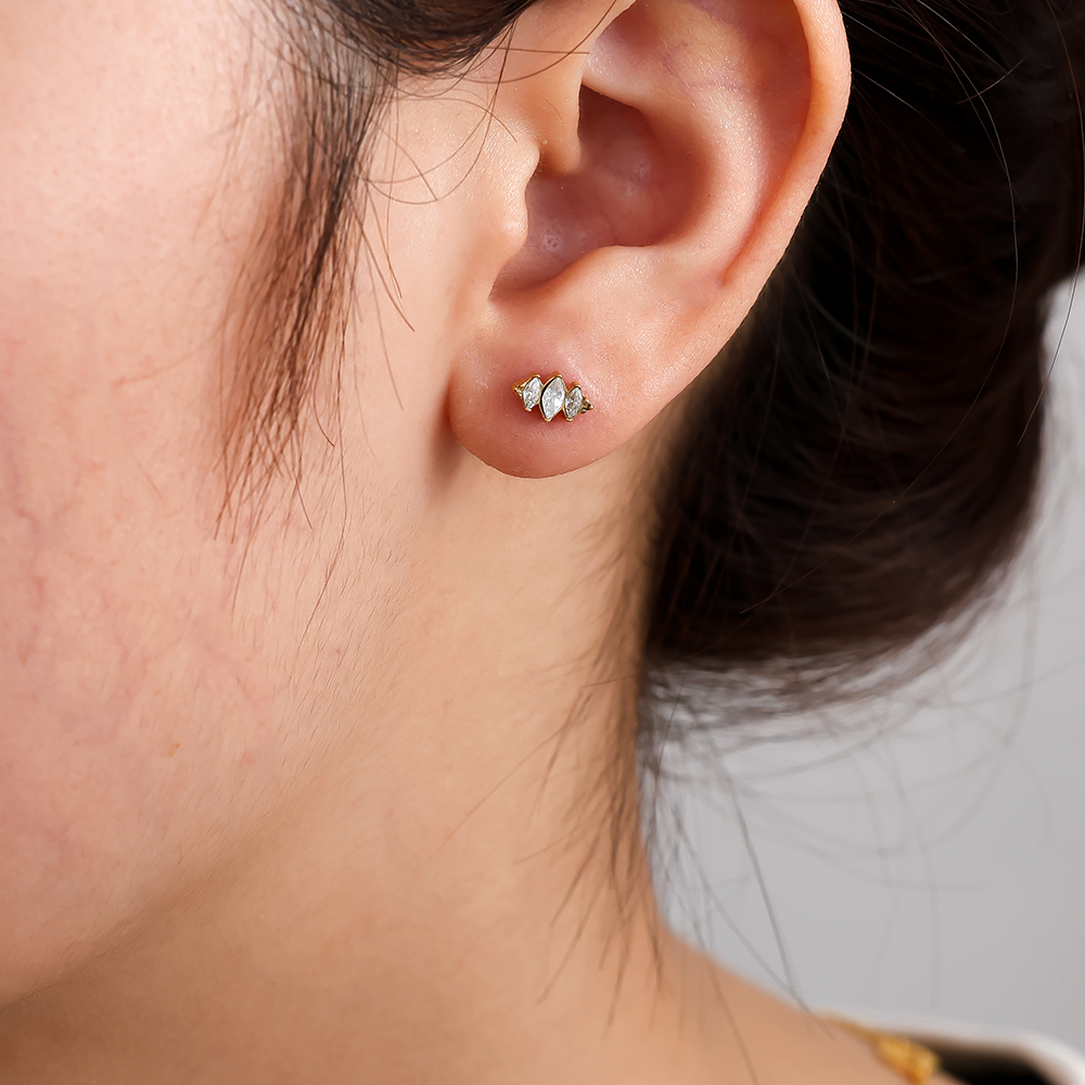8mm Three Diamond Eye stainless steel piercing       