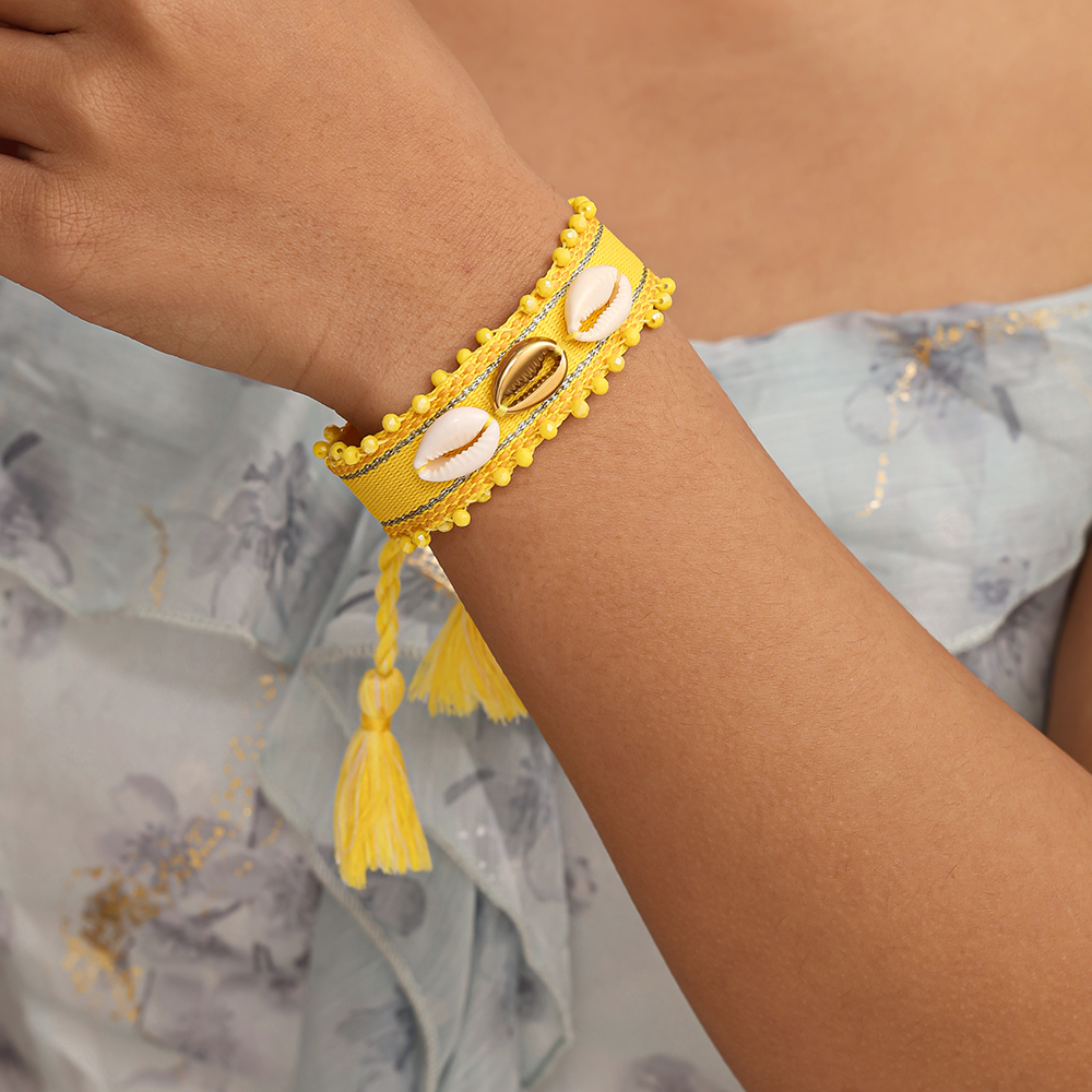 Shell on a polyester bag Stainless steel bracelet