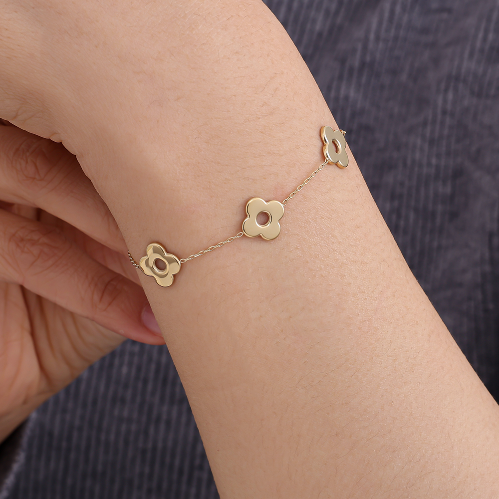 17cm five flower stainless steel bracelet        