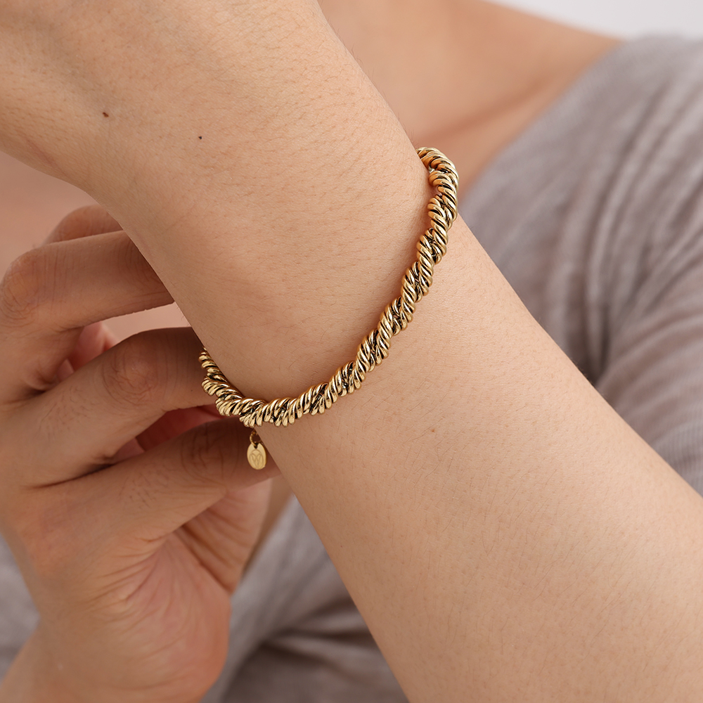 16cm heavy twist stainless steel bracelet      