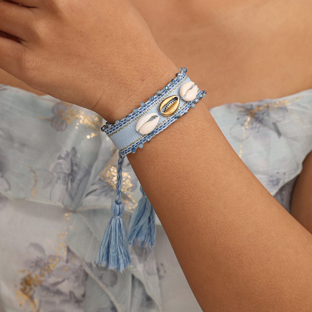 Shell on a polyester bag Stainless steel bracelet