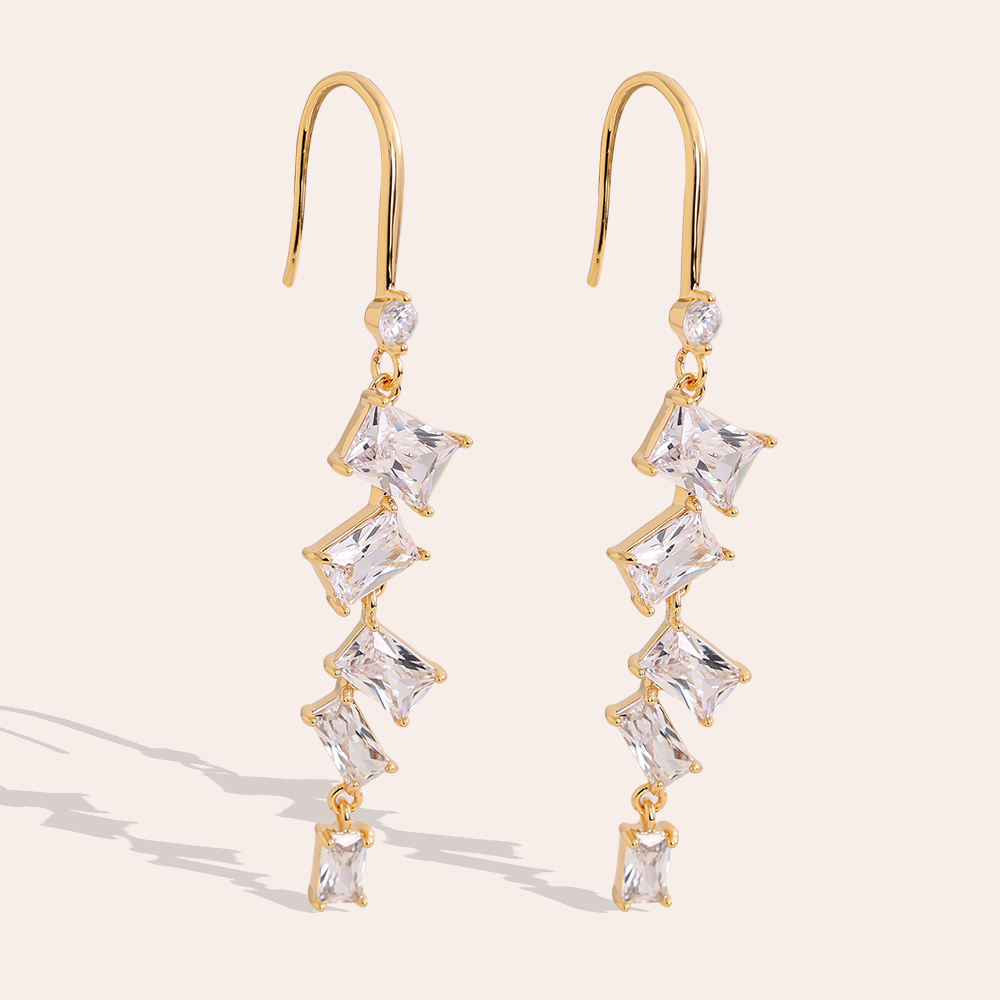 5.5cm many zirconia gold-plated earrings 