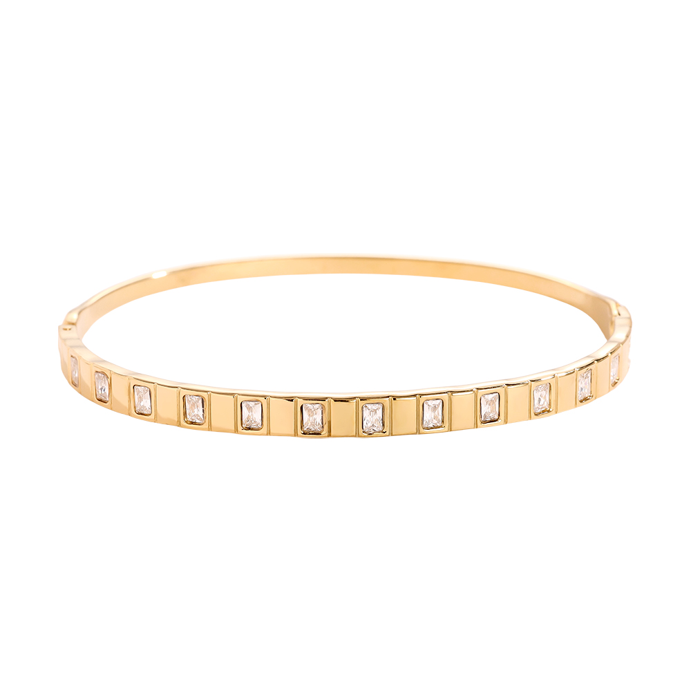 6.2cm Diameter Cube Diamonds Stainless Steel Bangle    