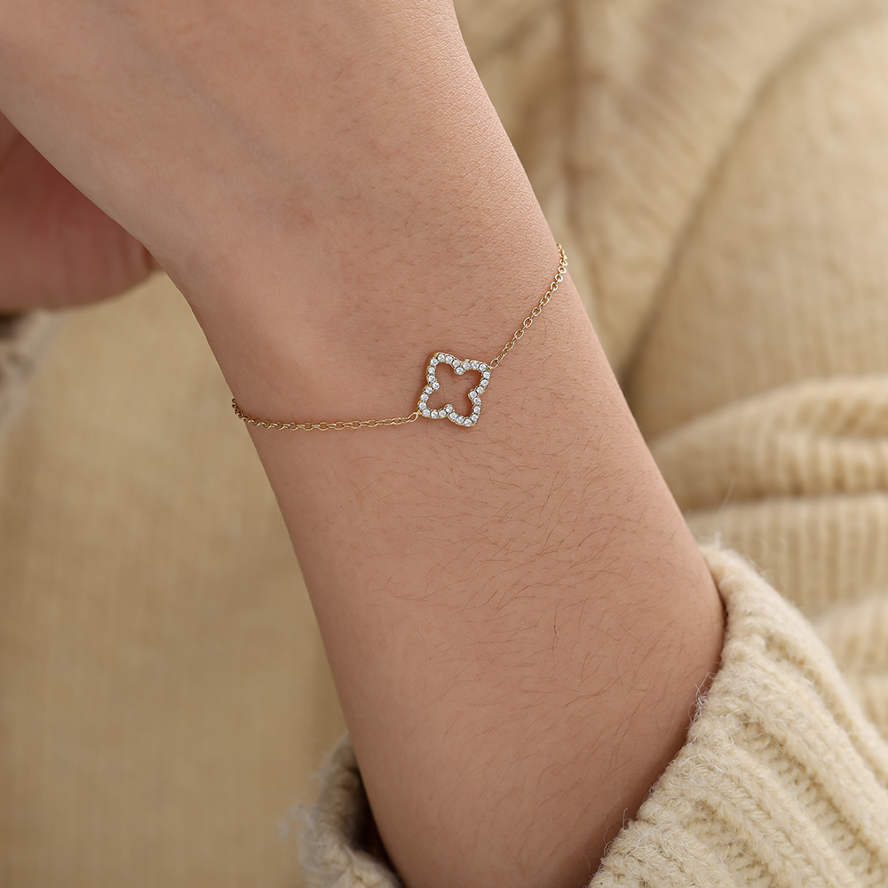 17cm Classic Diamond Lucky Flower stainless steel bracelet  