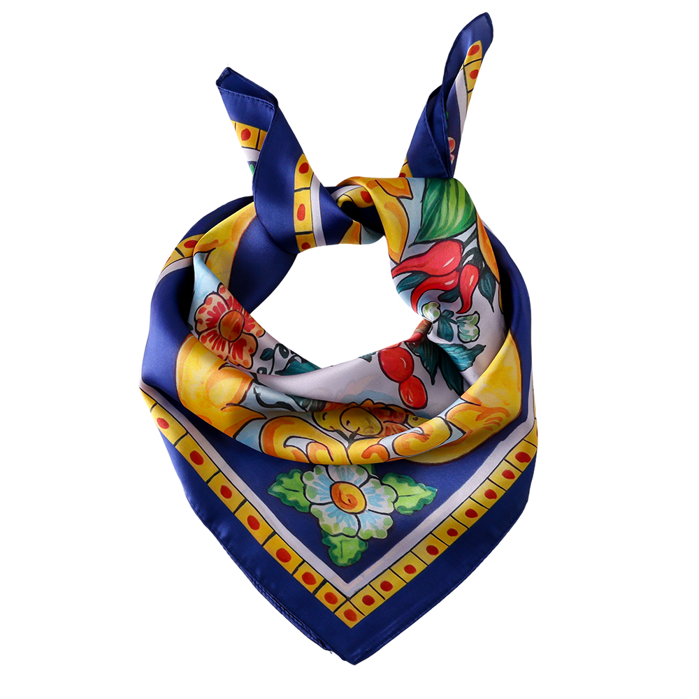 68*68cm lemon print scarf