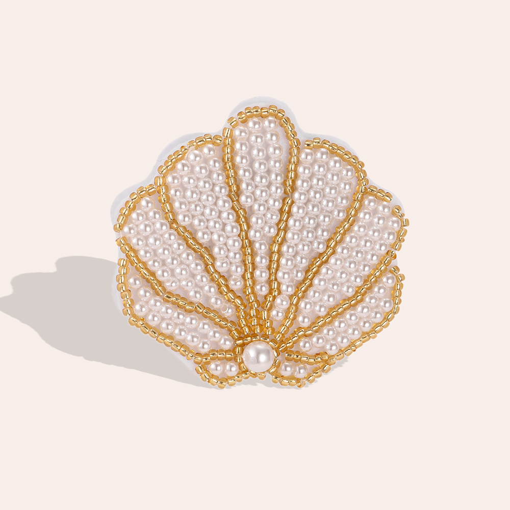 56mm shell pearl brooch 