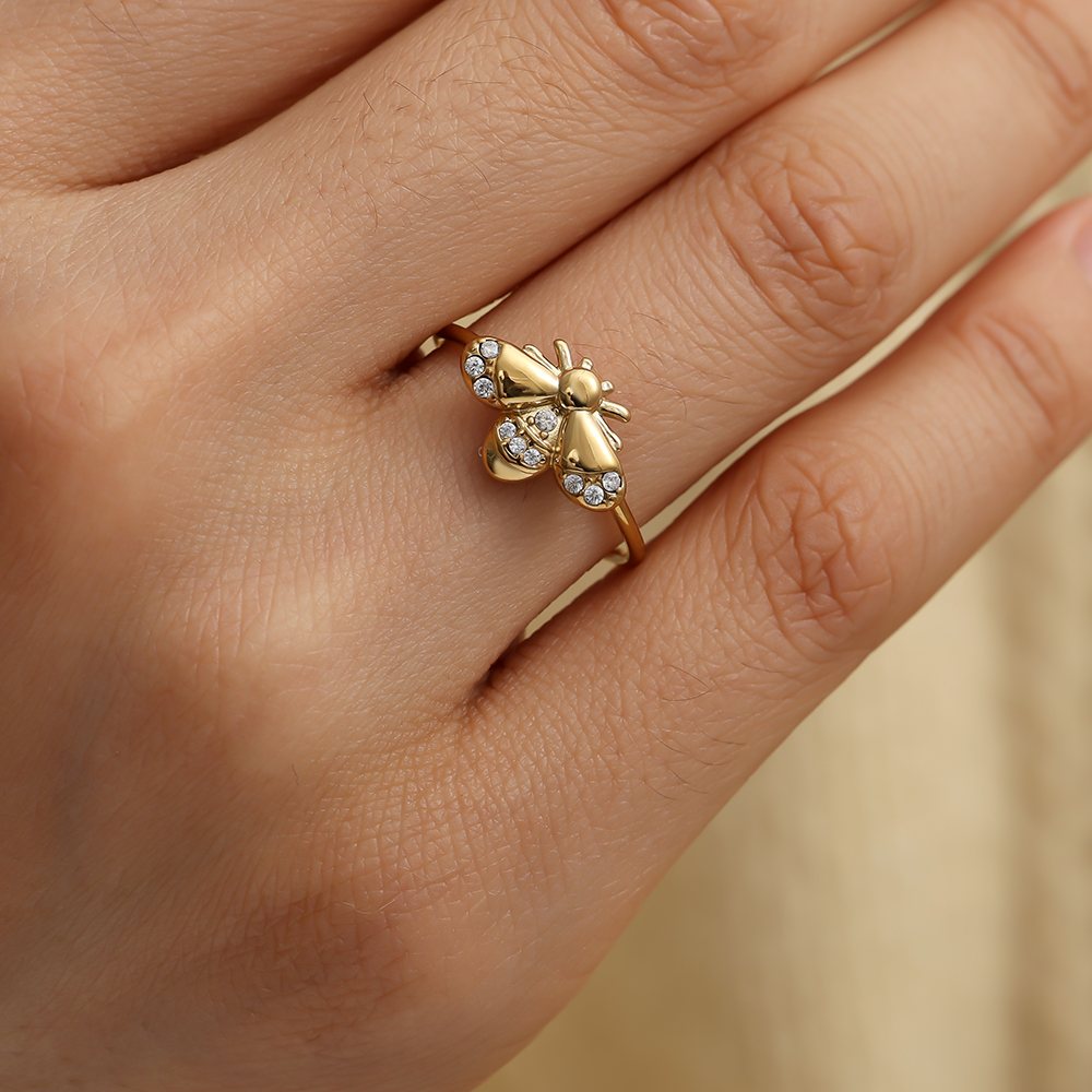 Adjustable rhinestone bee stainless steel ring