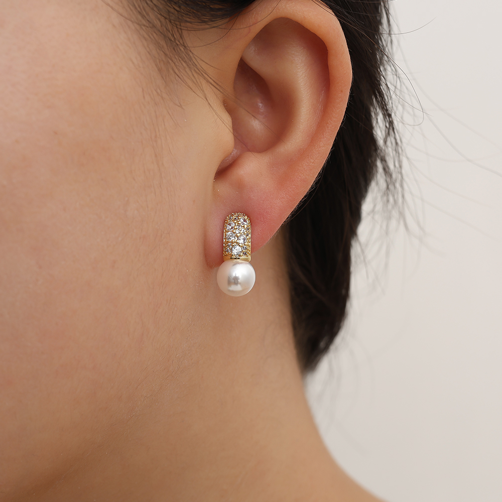 17mm Pearl And Diamond Gold Plated Earrings   