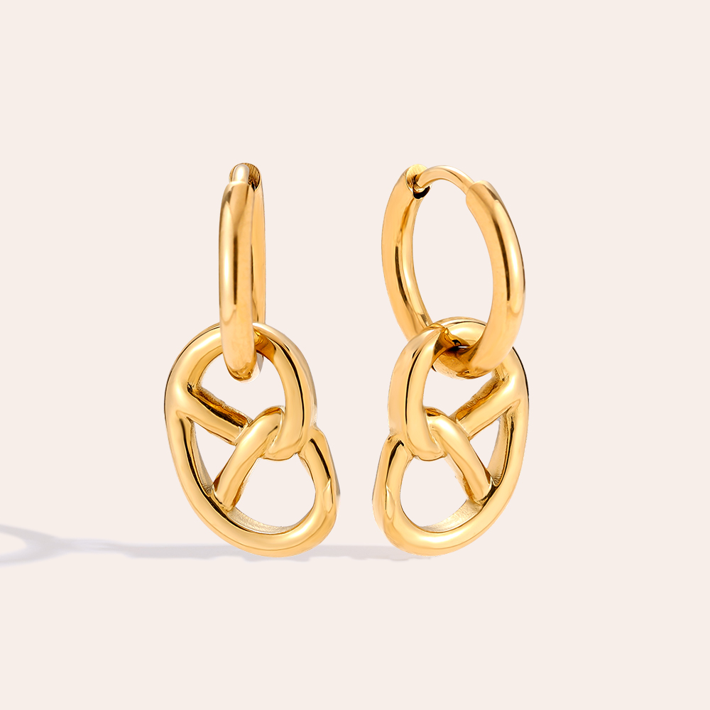2.5cm Pretzel stainless steel earrings