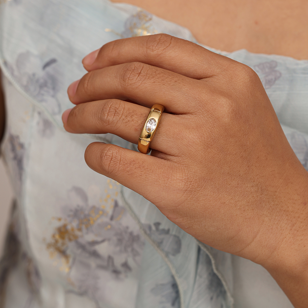 Adjustable one oval zirconia wide stainless steel ring    