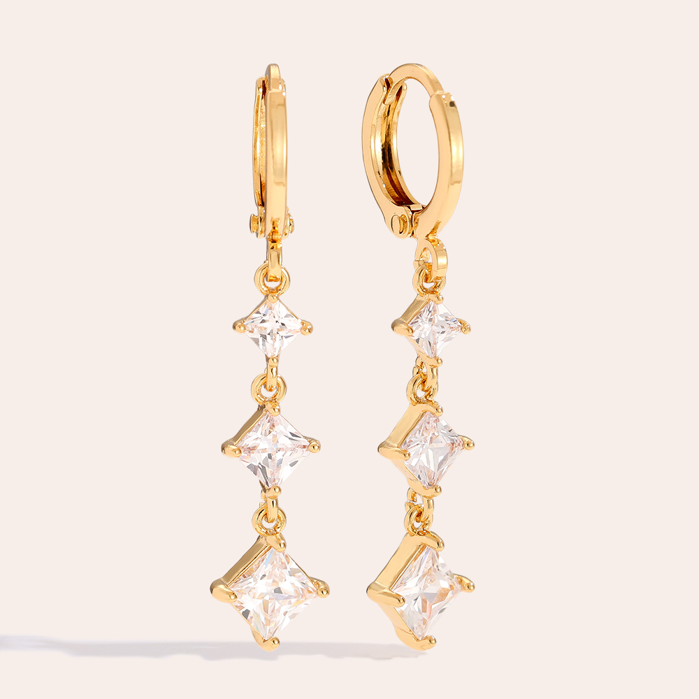 3.9cm Diamond Cubes Gold-plated Earrings      