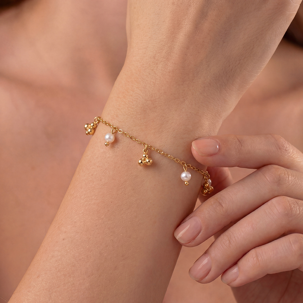 Stainless steel bracelet, 17 cm, with beads and gold dots