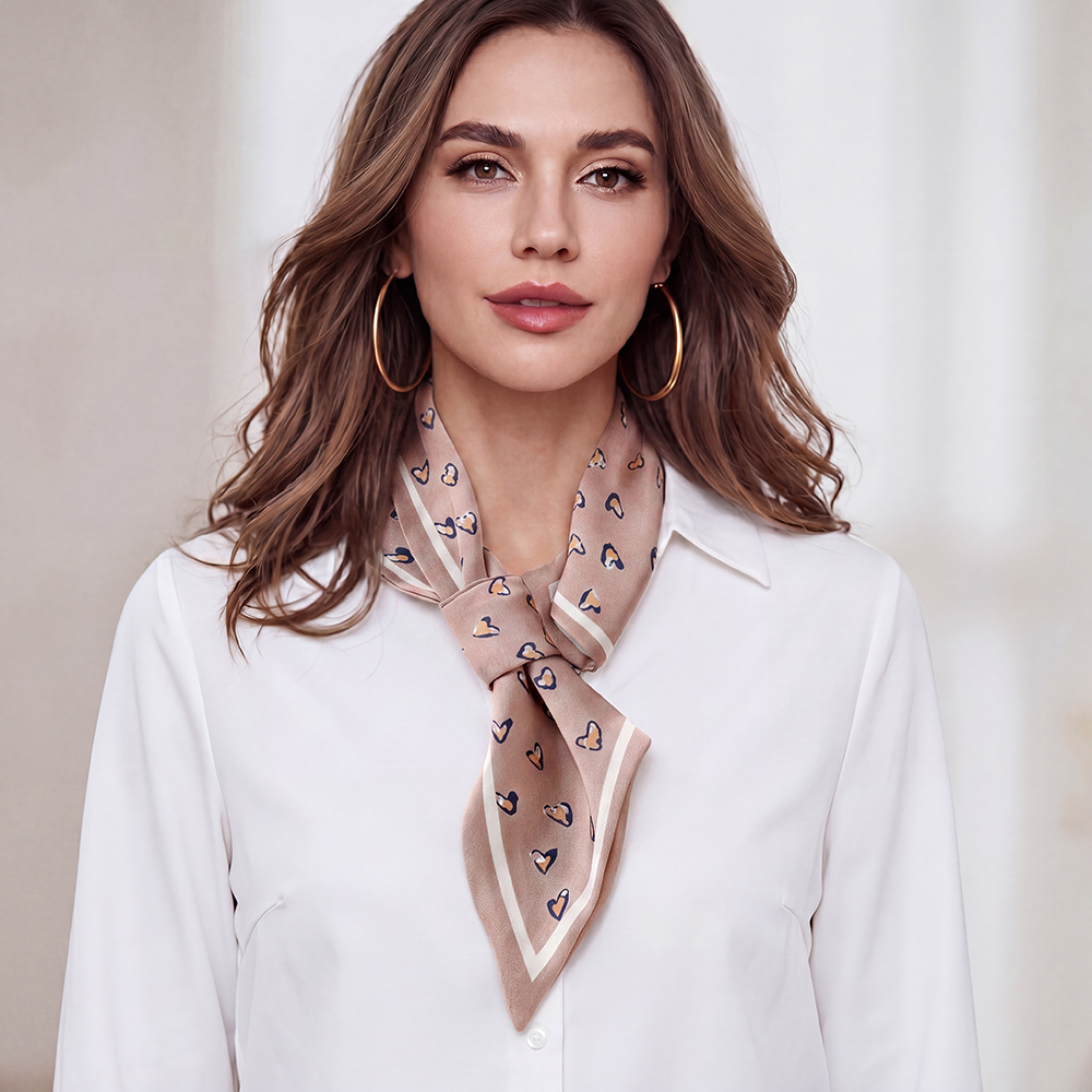 76cm small heart-shaped patterned scarf 