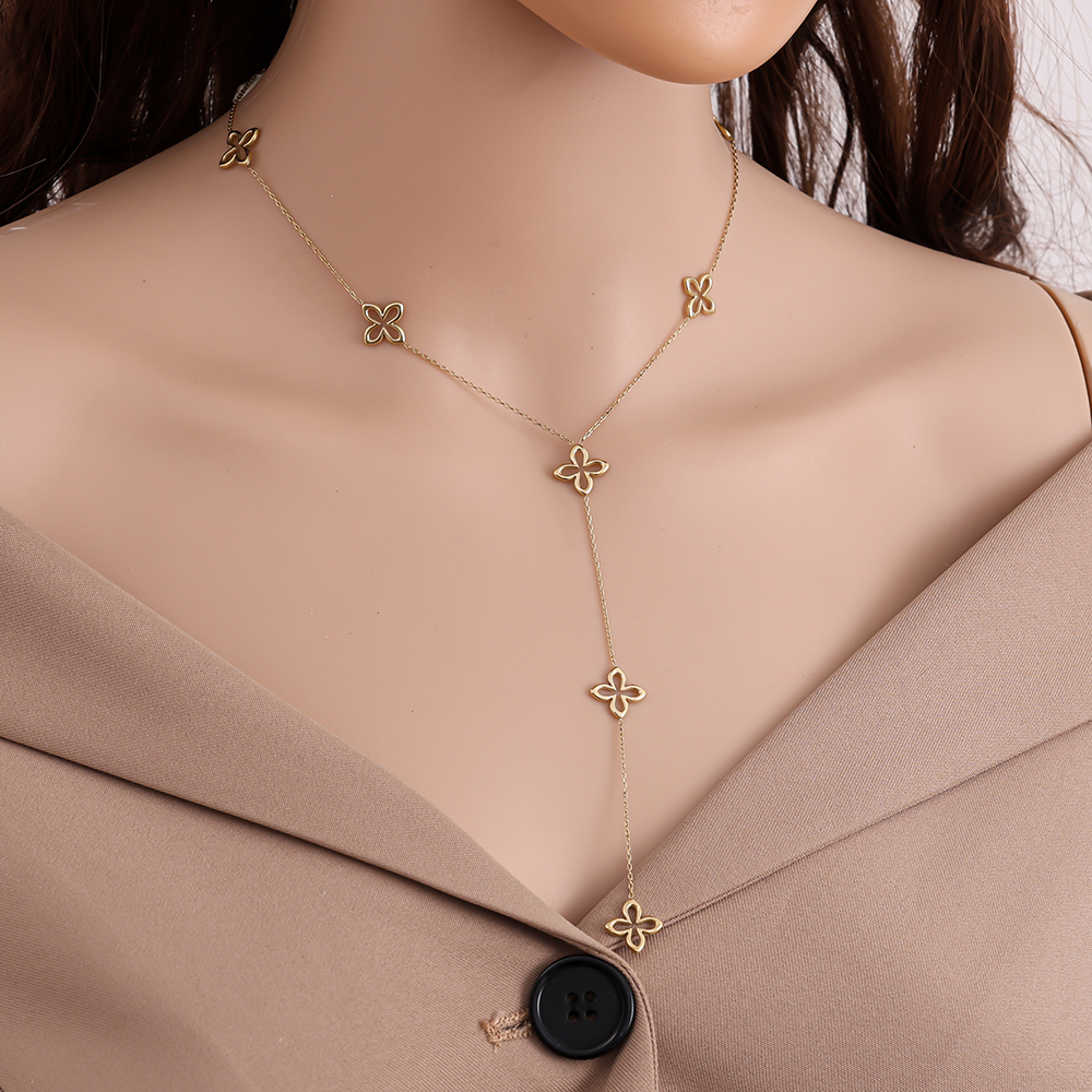 45cm Classic Lucky Flower With Chain Stainless Steel Necklace    