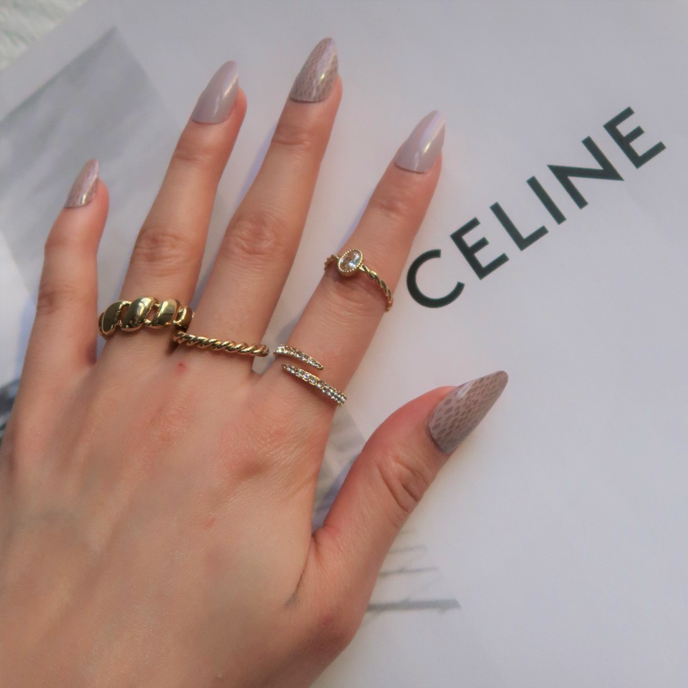 Allura Twist stainless steel ring