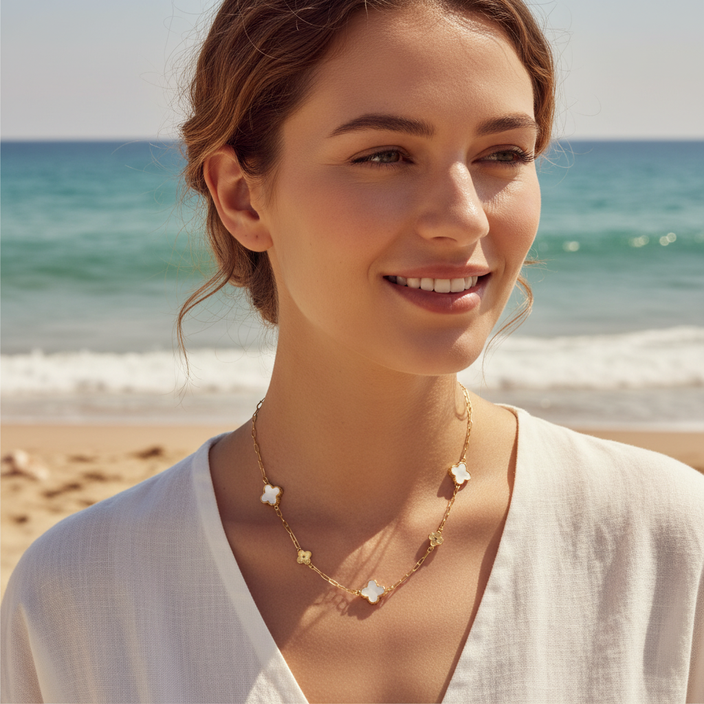 42cm mother-of-pearl cloverleaf stainless steel necklace