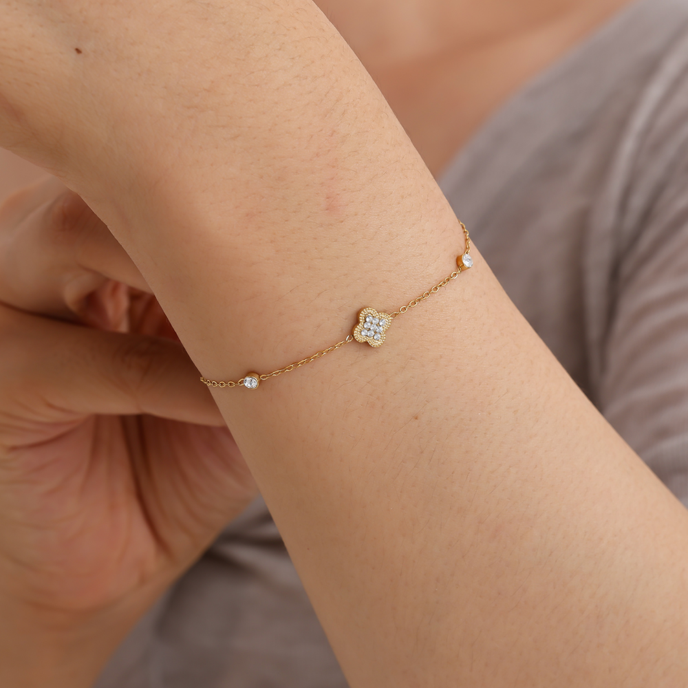 16cm Diamond Lucky Flower And Dot stainless steel bracelet      