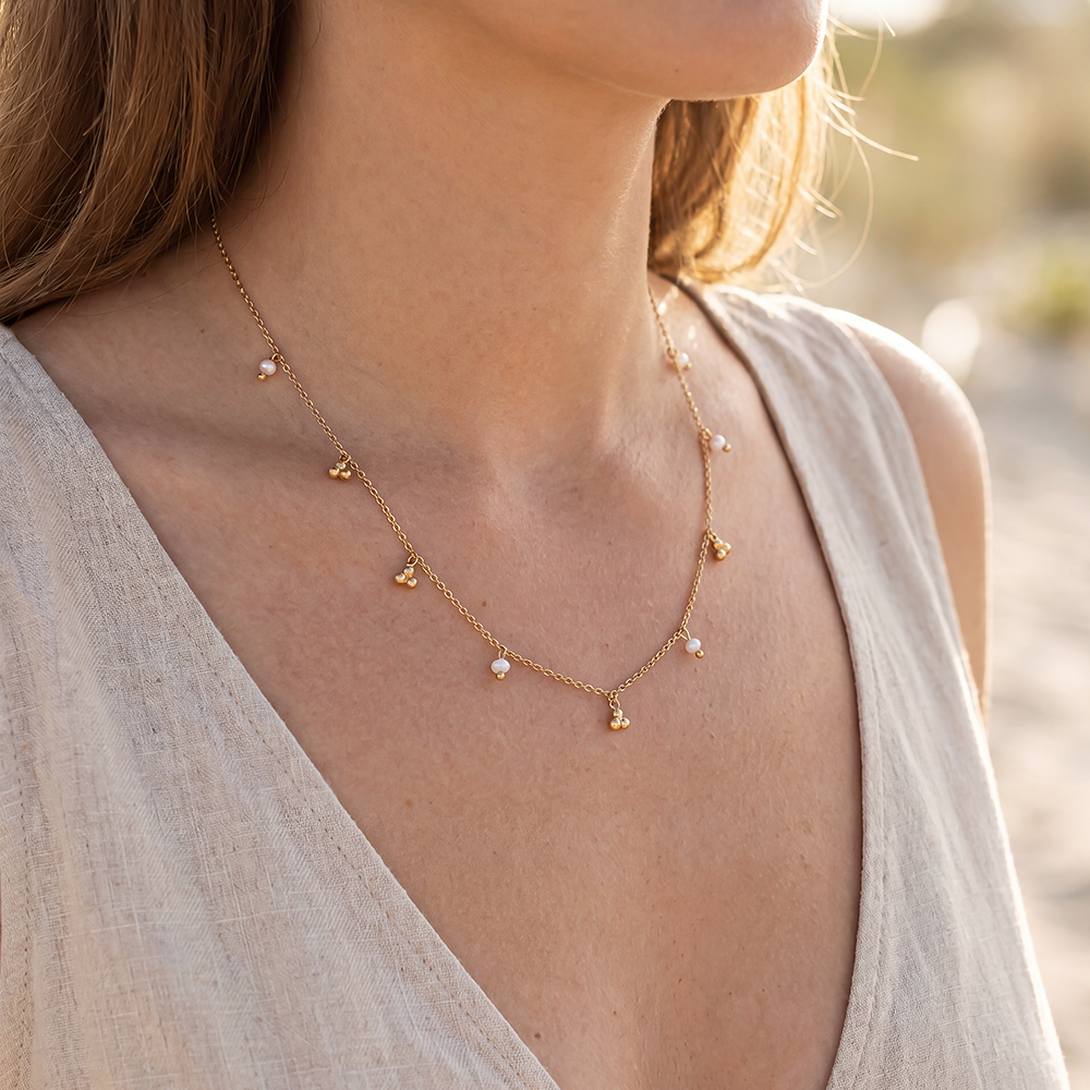 Stainless steel necklace, 42cm, with beads and gold dots