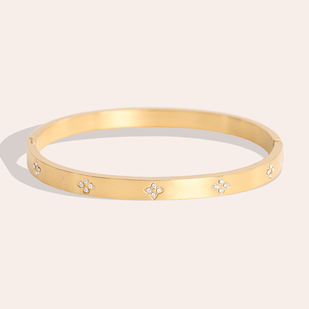 6.5cm Diameter Small Diamond Lucky Flower Stainless Steel Bangle      