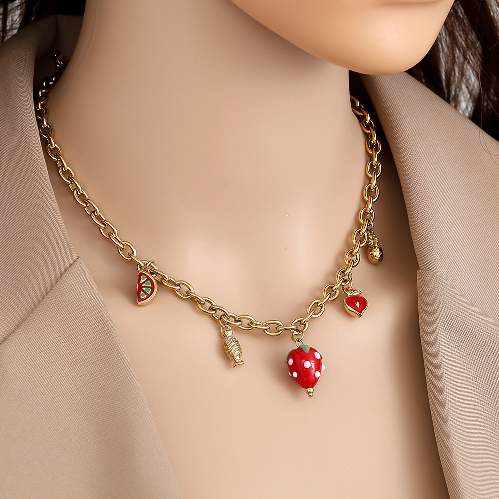 42cm Strawberry Heart stainless steel necklace