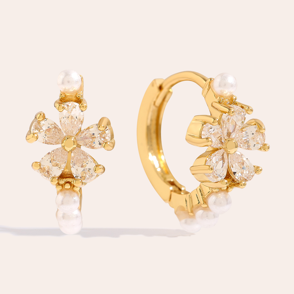 Gold-plated earrings 13mm Pearl Hoop With Diamond Flower