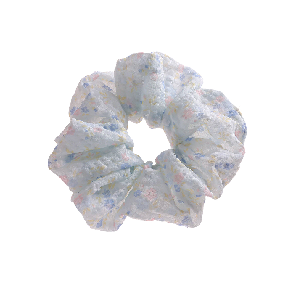 Small flowers scrunchie