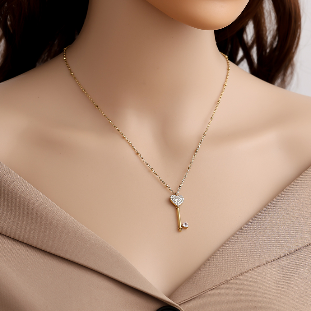 60cm Diamond Heart Key stainless steel necklace     