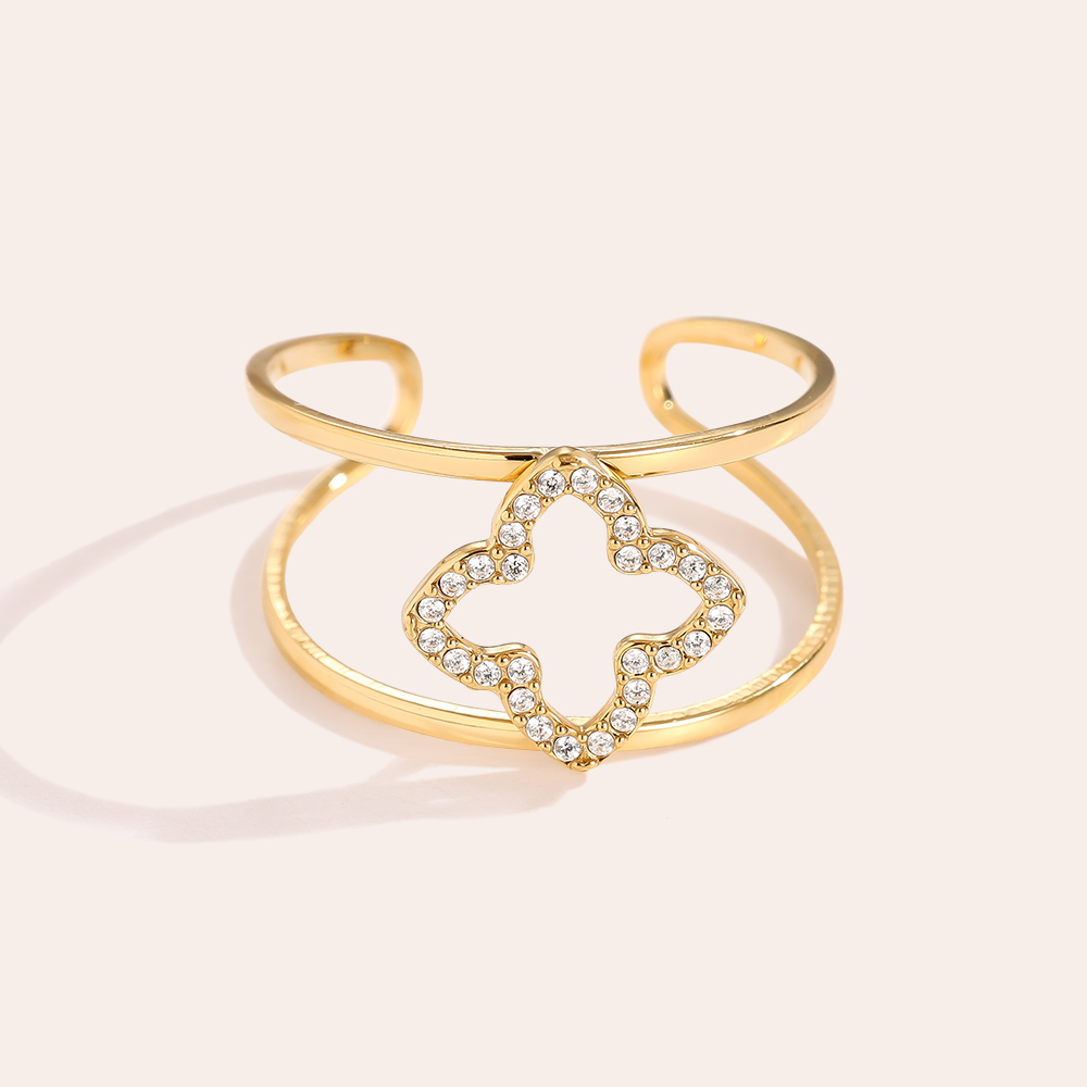 Sparkling Lucky Flower stainless steel ring    