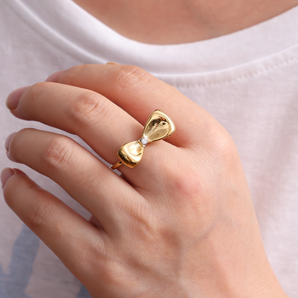 Stainless steel ring Fine Bowtie