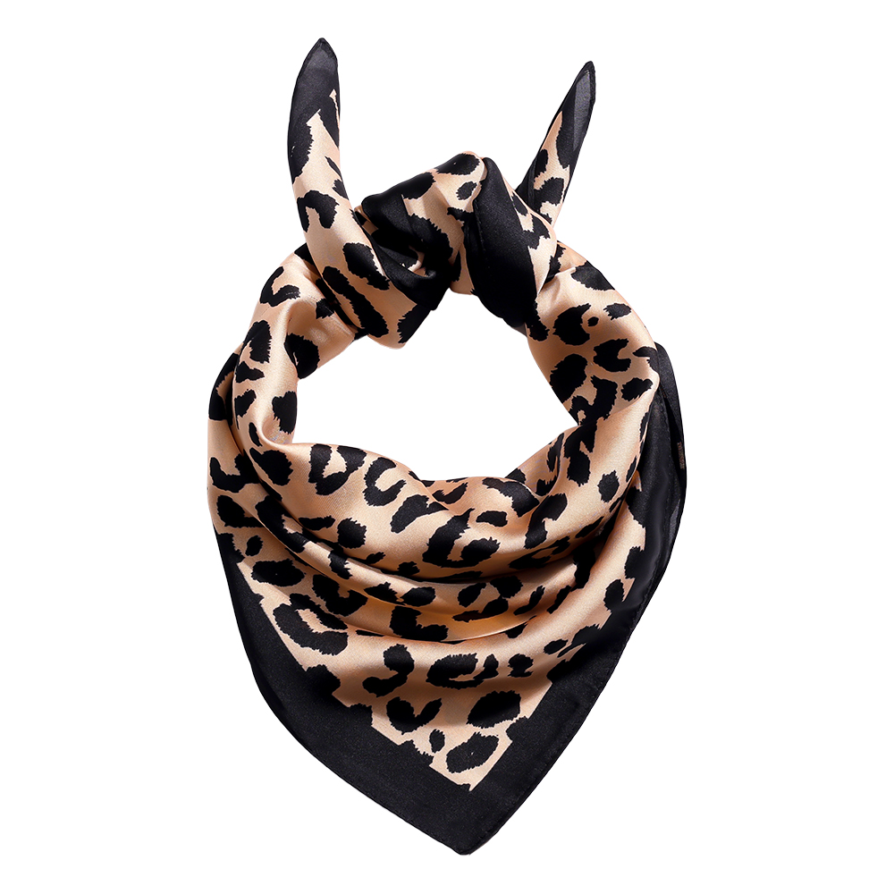 68*68cm Typical Leopard Print Scarf     