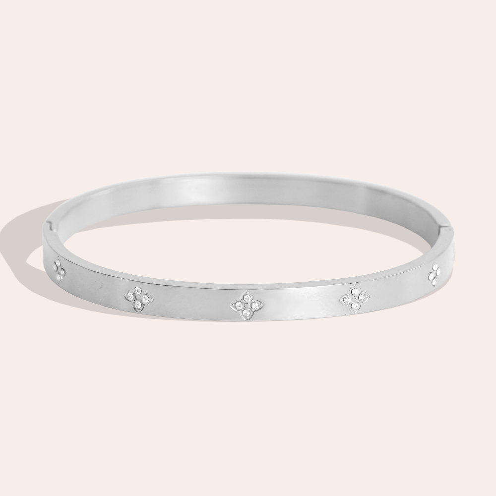 Stainless steel bangle 6.5cm Diameter Small Diamond Lucky Flower