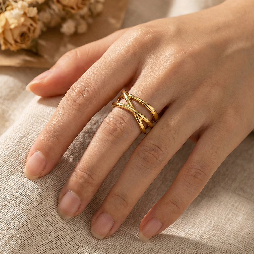 single crossed stainless steel ring    