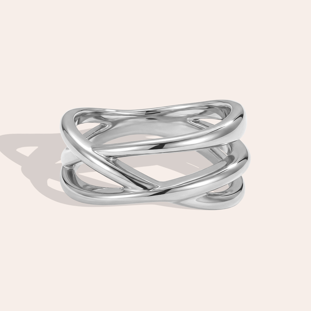 single crossed stainless steel ring    