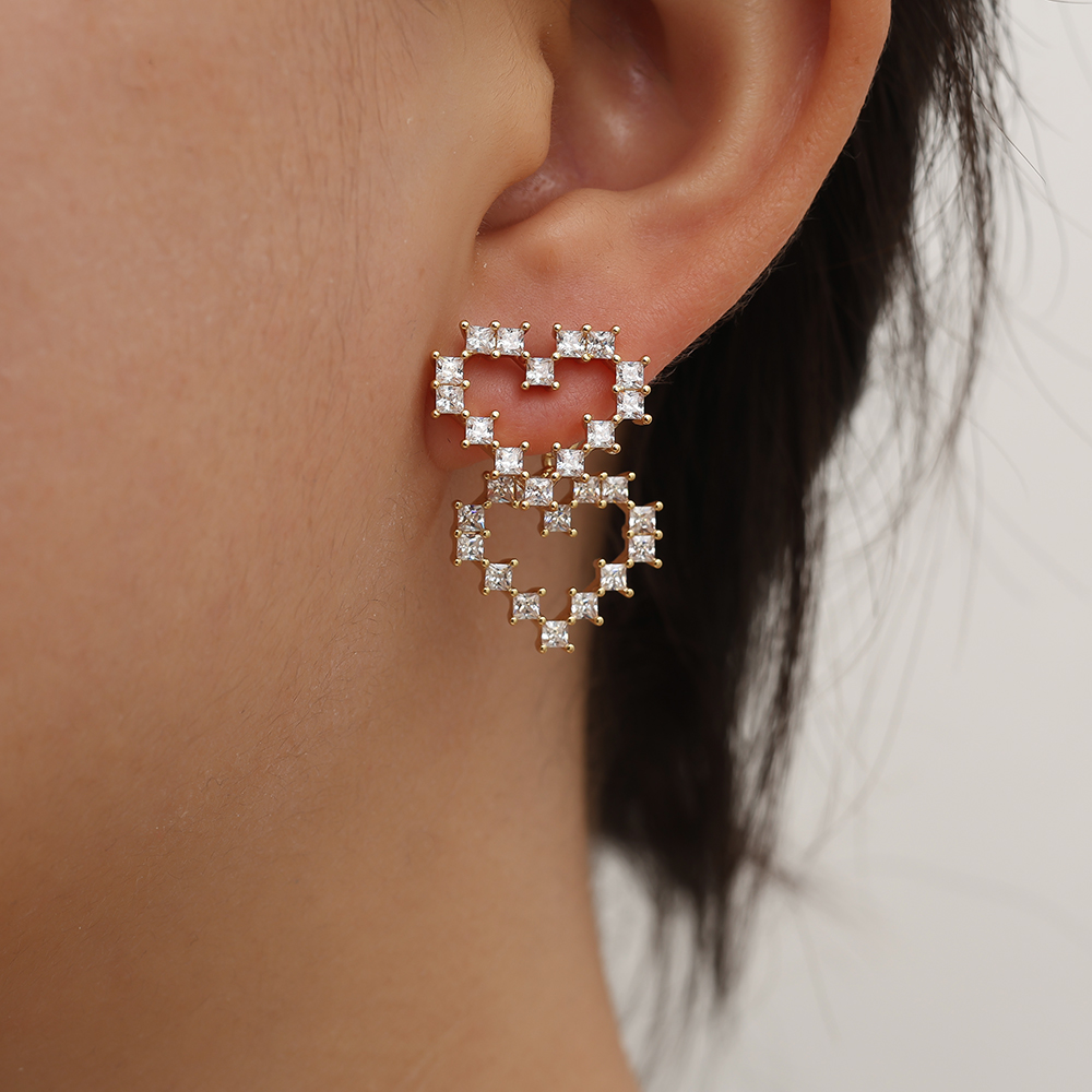 26mm Two Fancy Diamond Heart Gold-Plated Earrings 