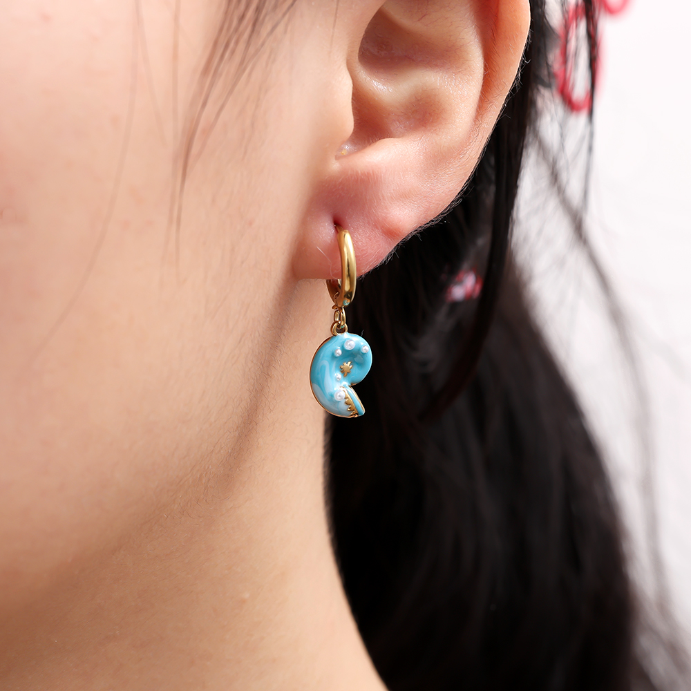 0.9*2.5cm blue scroll stainless steel earrings   