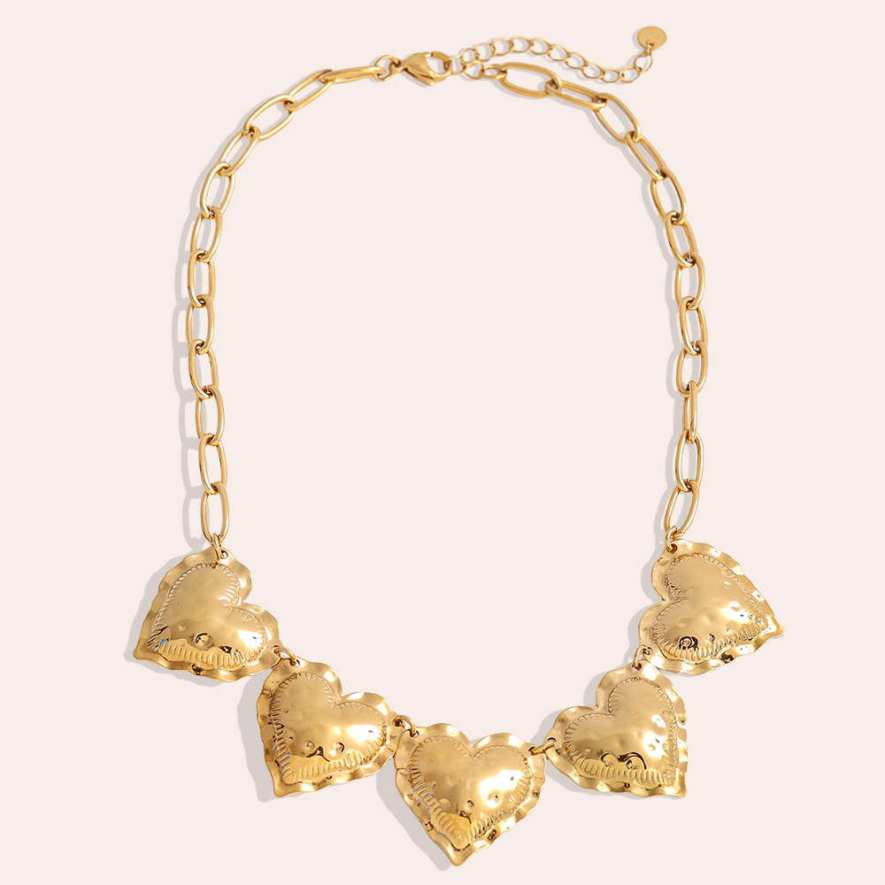 39cm statement heart stainless steel necklace