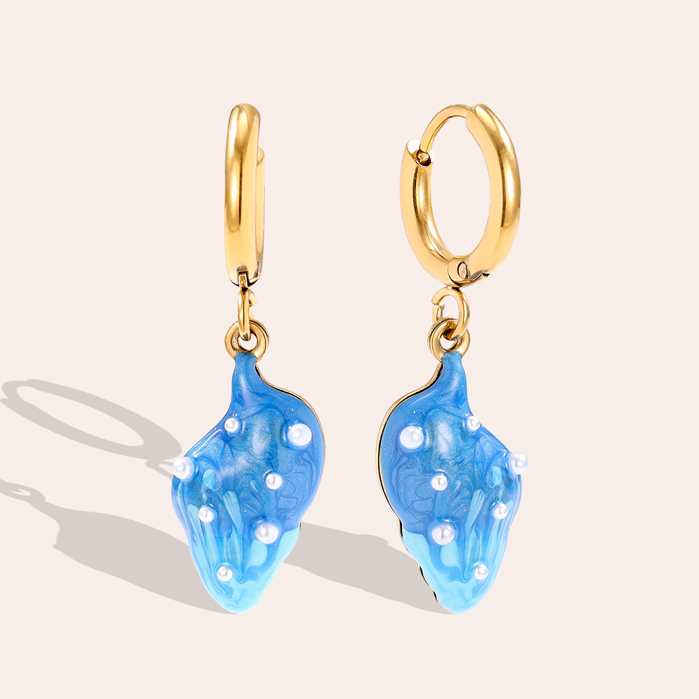 0.9*3cm blue sea shell stainless steel earrings     