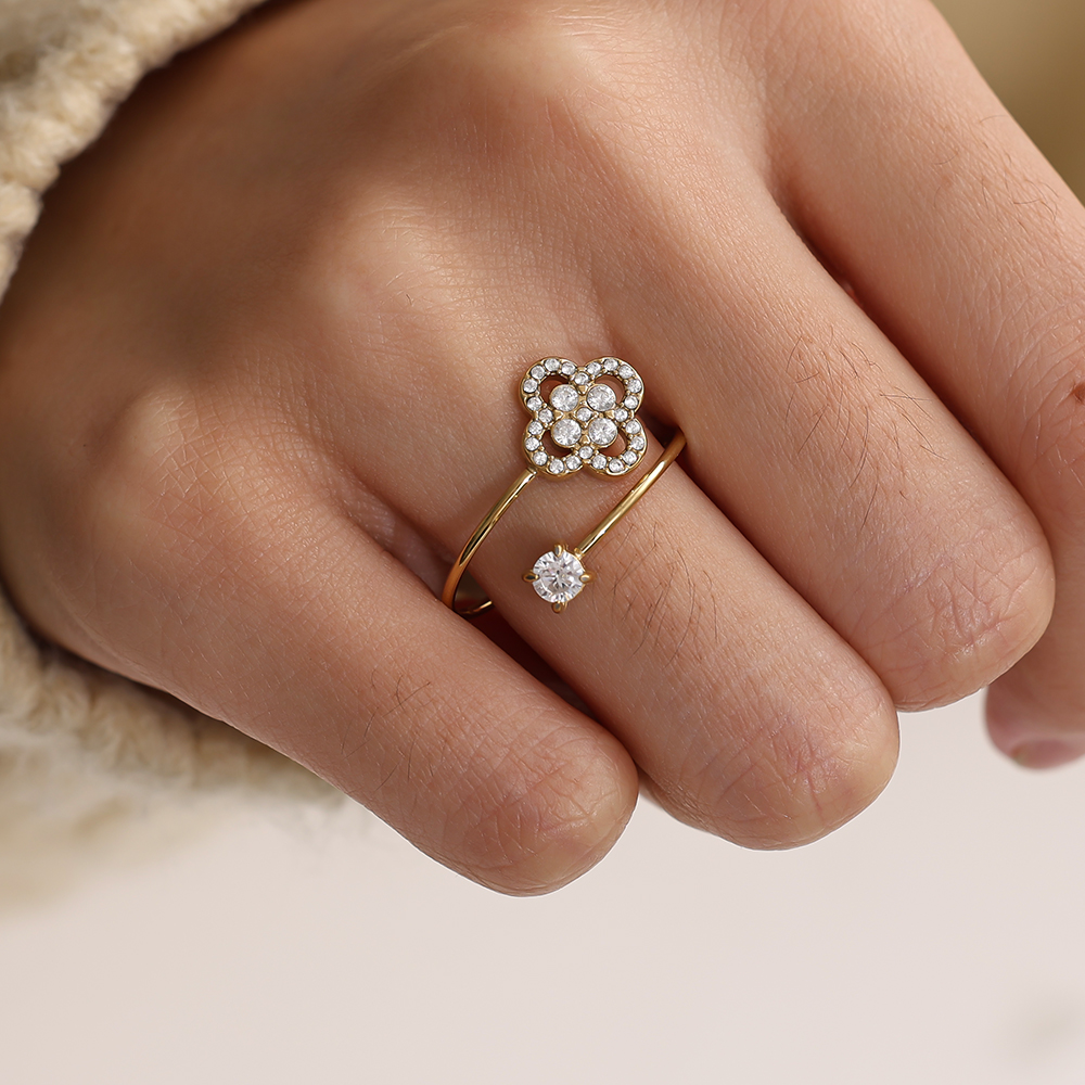 Diamond Lucky Flower Hug stainless steel ring    