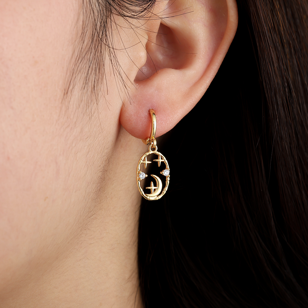 3cm Moon And Star Story Gold-plated Earrings      