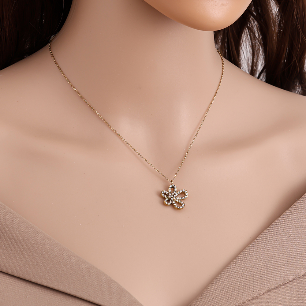 40cm Cool Diamond Flower stainless steel necklace  