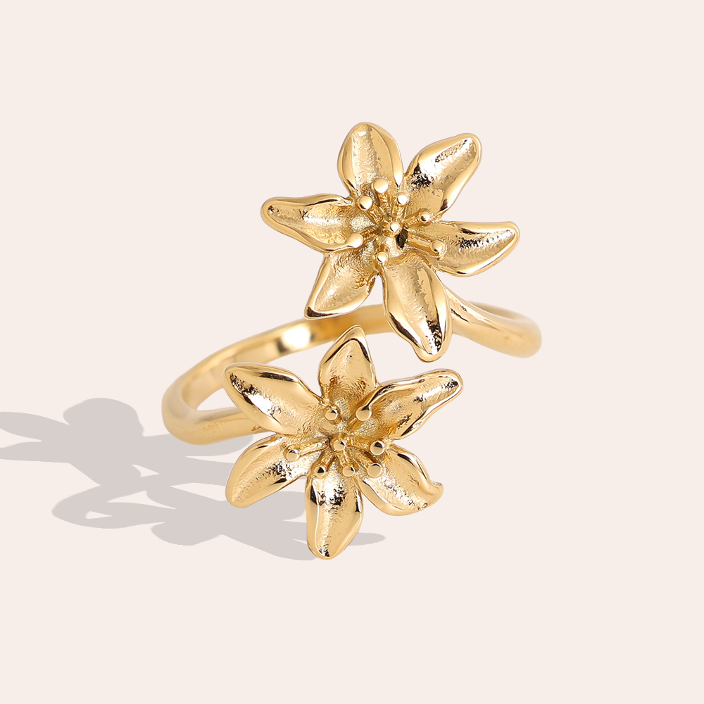 Adjustable open two flower stainless steel ring