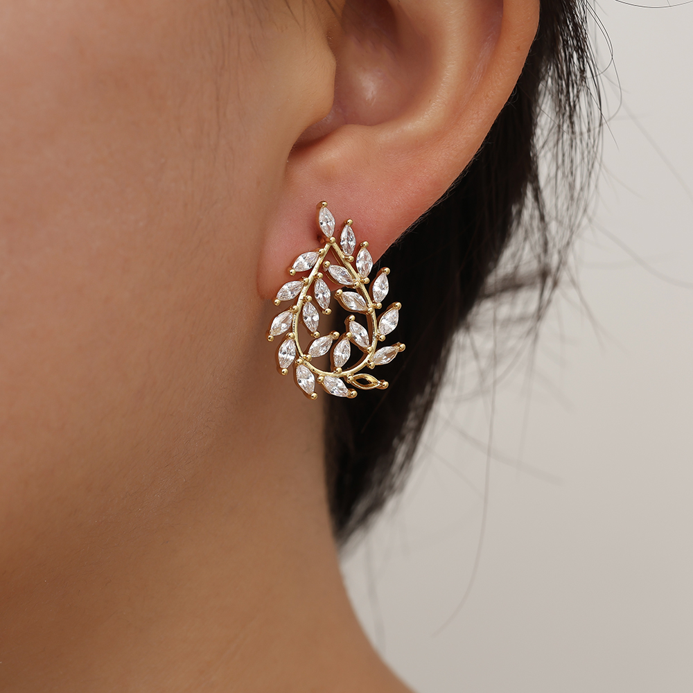 25mm Sparkling Diamond Leaf Gold-Plated Earrings     